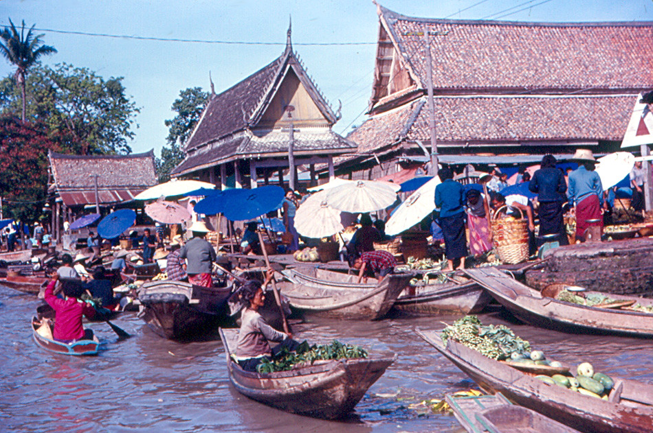 Bangkok floating market
